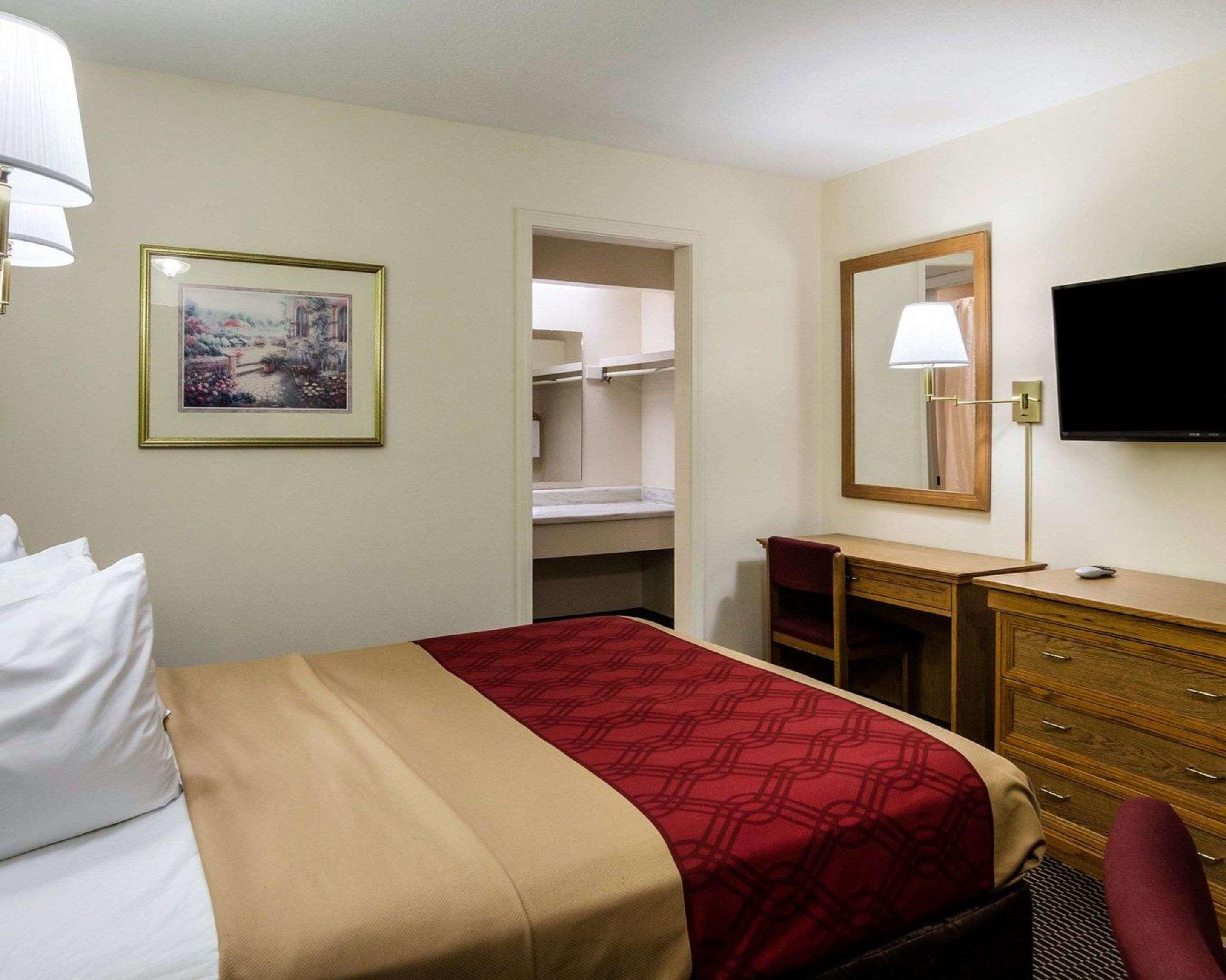 Econo Lodge University Lawrence Eksteriør bilde