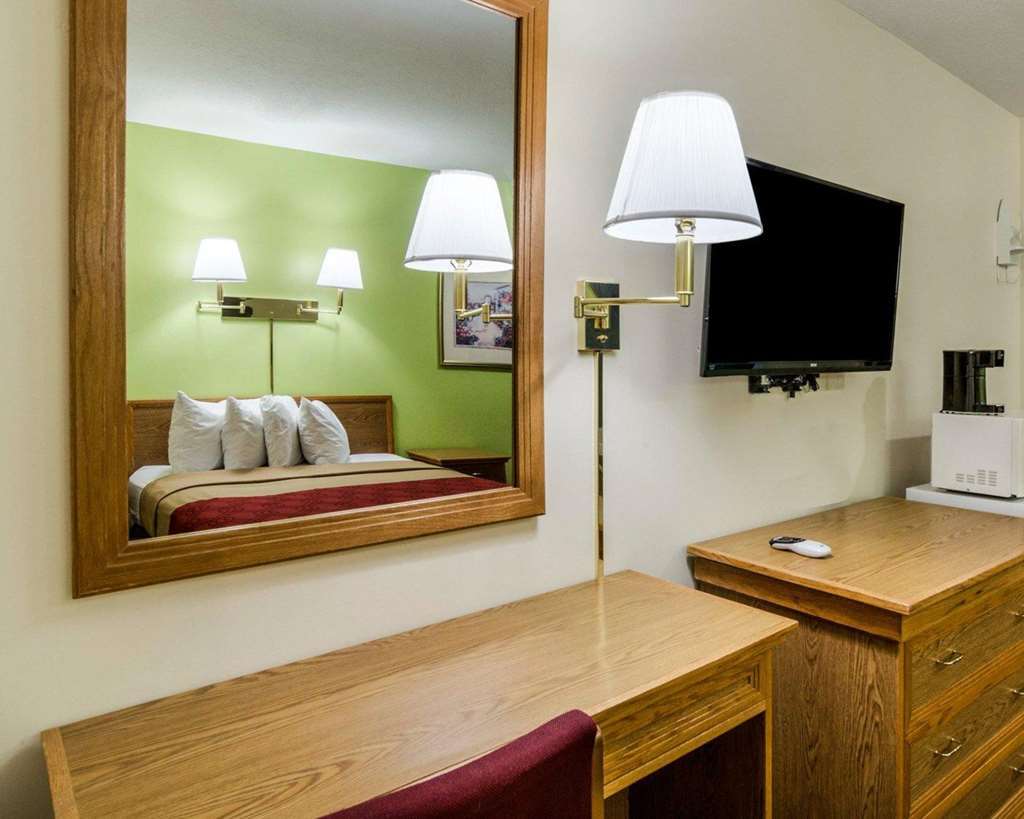 Econo Lodge University Lawrence Rom bilde